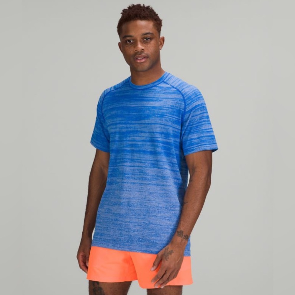 LULULEMON MENTAL VENT TECH 2.0 SHIRT STATIC STORM STRIPED BLUE/BLAZER BLUE LARGE